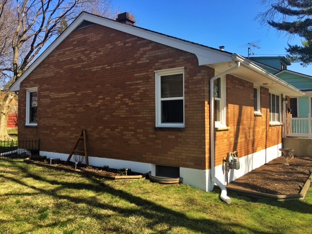 664 Keep Ave, Elgin, IL 60120 photo 3