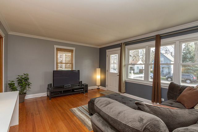 664 Keep Ave, Elgin, IL 60120 photo 6