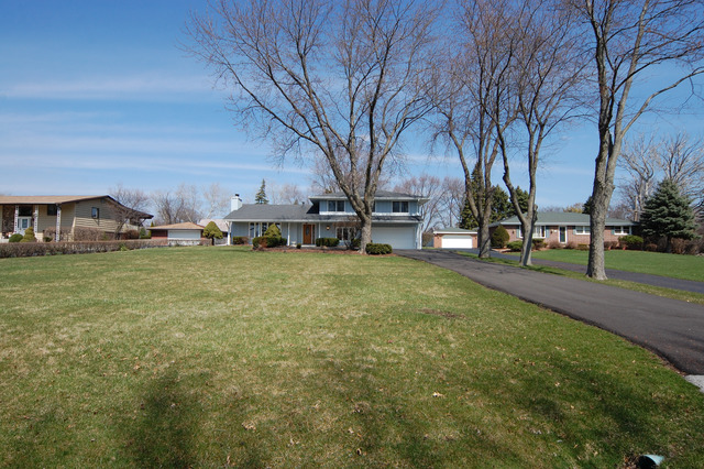 708 Crest Ave, Schaumburg, IL 60193 photo 11