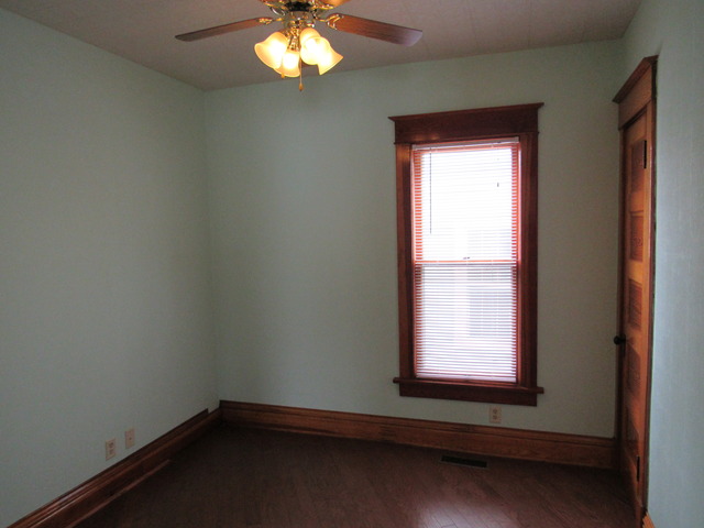 520 Clark St, Aurora, IL 60505 photo 15
