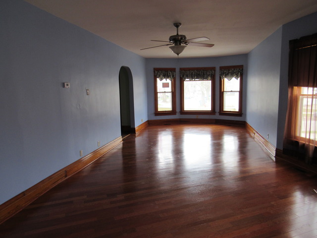 520 Clark St, Aurora, IL 60505 photo 7