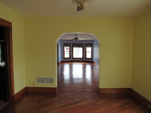 520 Clark St, Aurora, IL 60505 photo 9