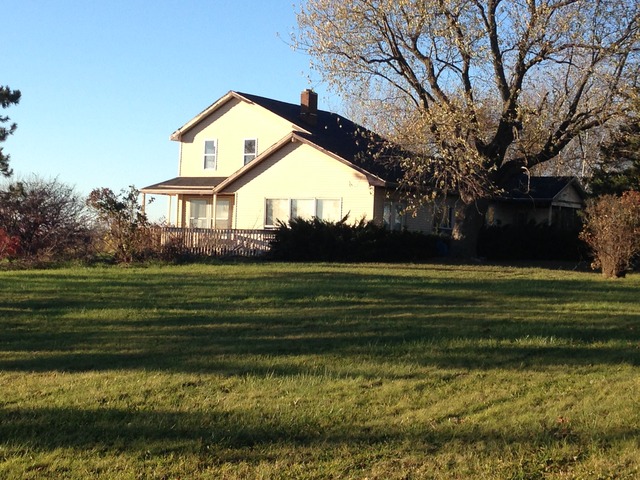 1028 E Delite Inn Rd, Beecher, IL 60401 photo 1
