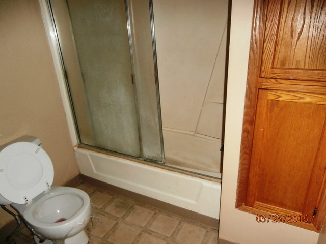 1045 S Third Ave, Kankakee, IL 60901 photo 12