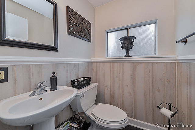 240 E Benton St, Oswego, IL 60543 photo 8