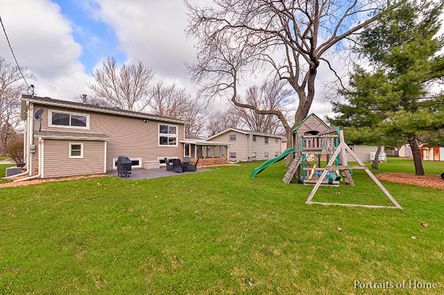 240 E Benton St, Oswego, IL 60543 photo 17