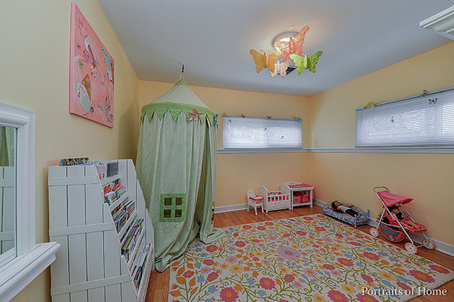 240 E Benton St, Oswego, IL 60543 photo 7
