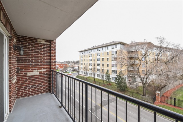 8030 Riverwalk Dr #4E, Lyons, IL 60534 photo 4