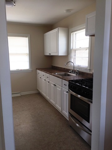 1707 Sunset Ave, Mchenry, IL 60050 photo 4