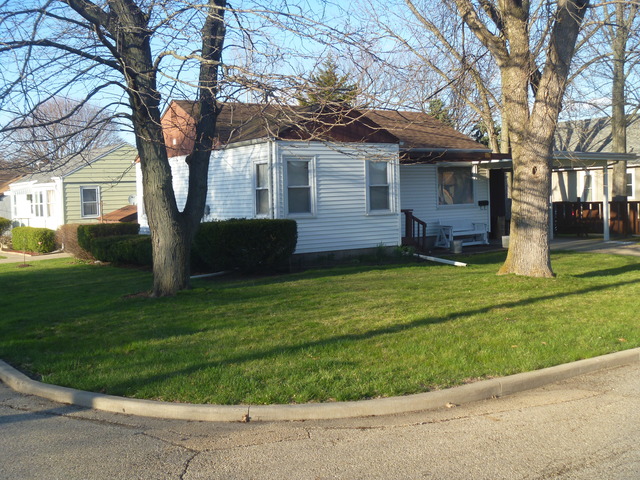 1929 12th St, Peru, IL 61354 photo 1