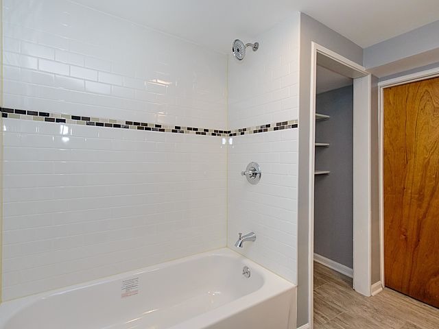 3029 N Kilpatrick Ave, Chicago, IL 60641 photo 18