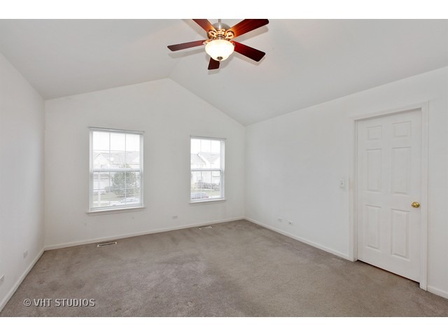 2345 Sunrise Cir, Aurora, IL 60503 photo 8