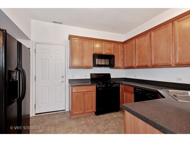 2345 Sunrise Cir, Aurora, IL 60503 photo 5