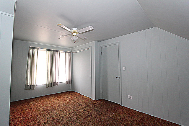 679 Ludlow Ave, Elgin, IL 60120 photo 15