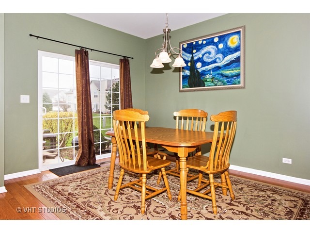 23928 Mc Mullin Cir, Plainfield, IL 60586 photo 4