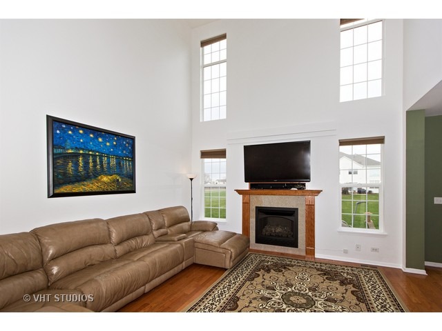 23928 Mc Mullin Cir, Plainfield, IL 60586 photo 5