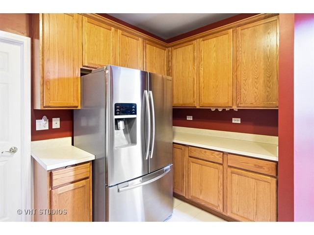 23928 Mc Mullin Cir, Plainfield, IL 60586 photo 3