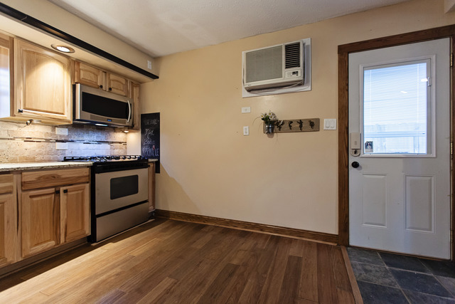 4033 Konrad Ave, Lyons, IL 60534 photo 7