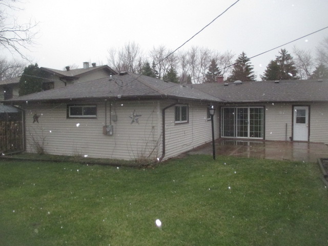 475 Lafayette Ln, Hoffman Estates, IL 60169 photo 13