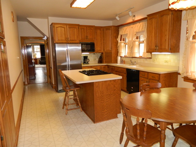 3034 Maple Ave, Berwyn, IL 60402 photo 9