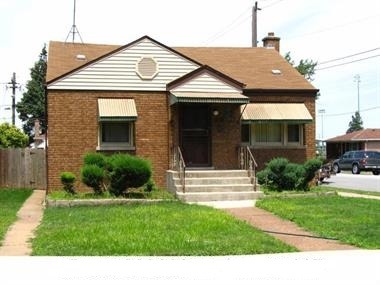 50 E Brayton St, Chicago, IL 60628 photo 1