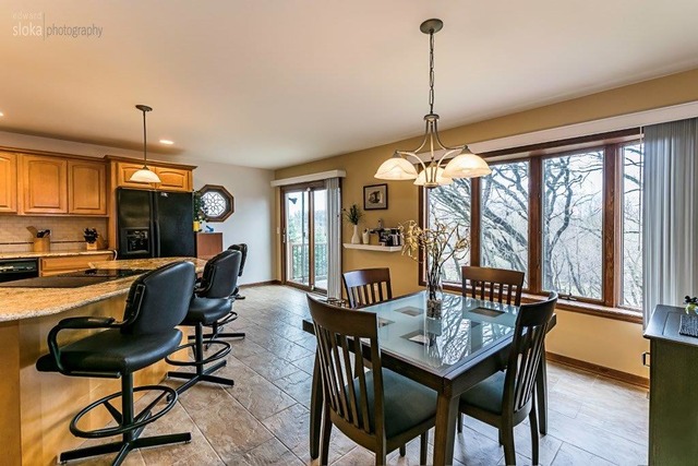 38 W315 Stevens Ln, Elgin, IL 60124 photo 7
