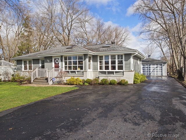 72 75th Pl, Willowbrook, IL 60527 photo 2