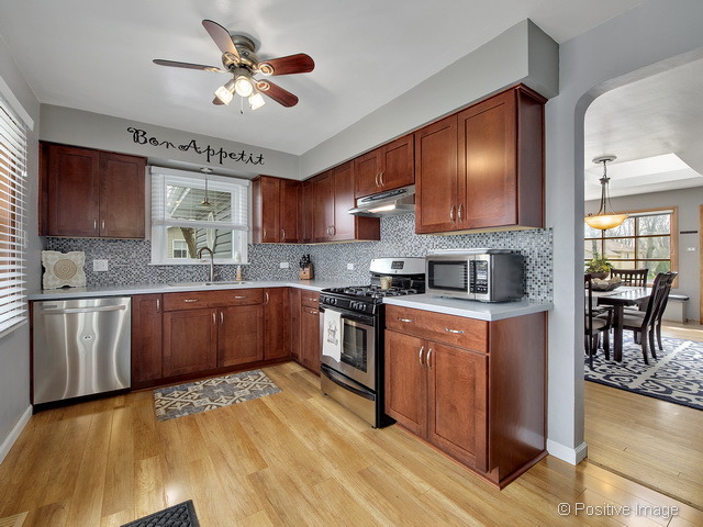72 75th Pl, Willowbrook, IL 60527 photo 10