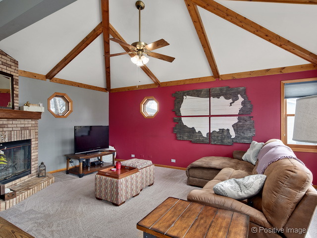 72 75th Pl, Willowbrook, IL 60527 photo 7