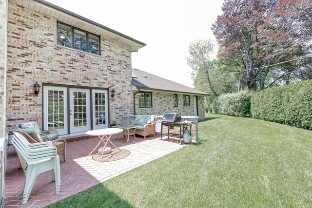 6345 Martin Dr, Willowbrook, IL 60527 photo 23