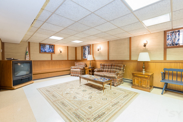 6345 Martin Dr, Willowbrook, IL 60527 photo 20