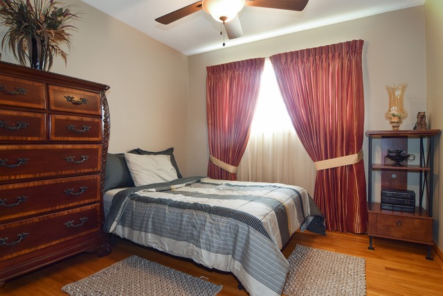 423 S Williston St, Wheaton, IL 60187 photo 9