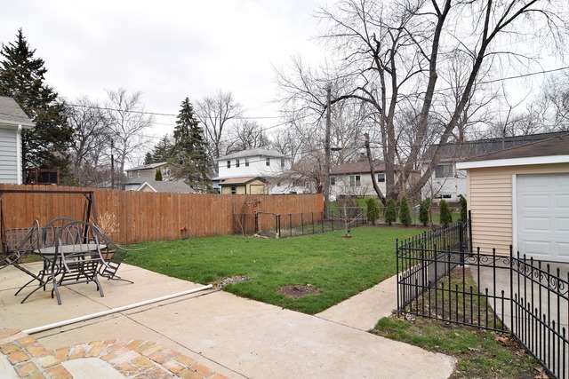 423 S Williston St, Wheaton, IL 60187 photo 10