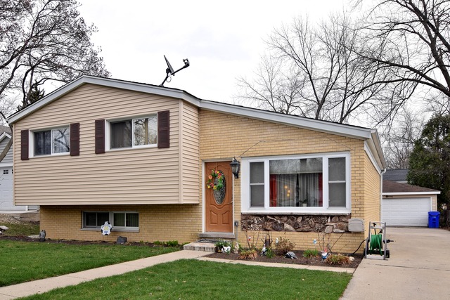 423 S Williston St, Wheaton, IL 60187 photo 1