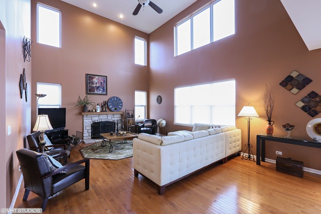 1006 Nighthawk Way, Cary, IL 60013 photo 8