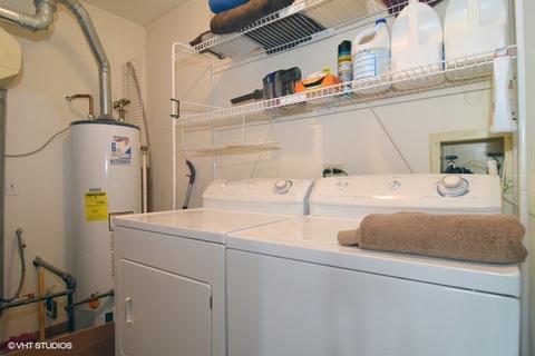 652 Mallard Ct #D1, Bartlett, IL 60103 photo 9