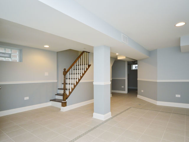 308 E 90th Pl, Chicago, IL 60619 photo 15
