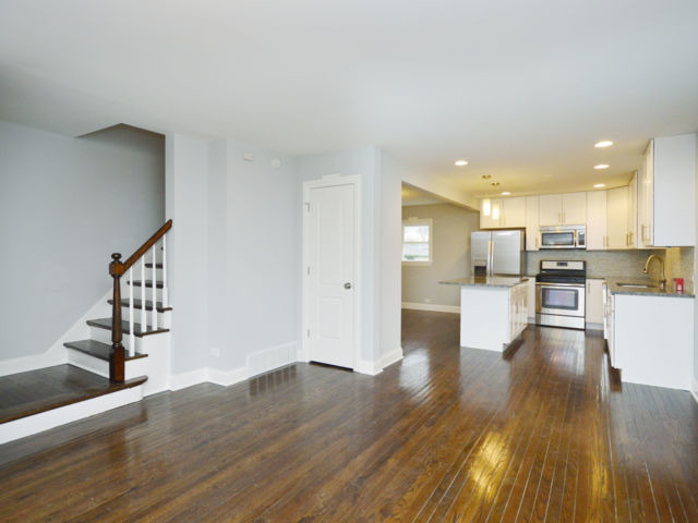 308 E 90th Pl, Chicago, IL 60619 photo 6