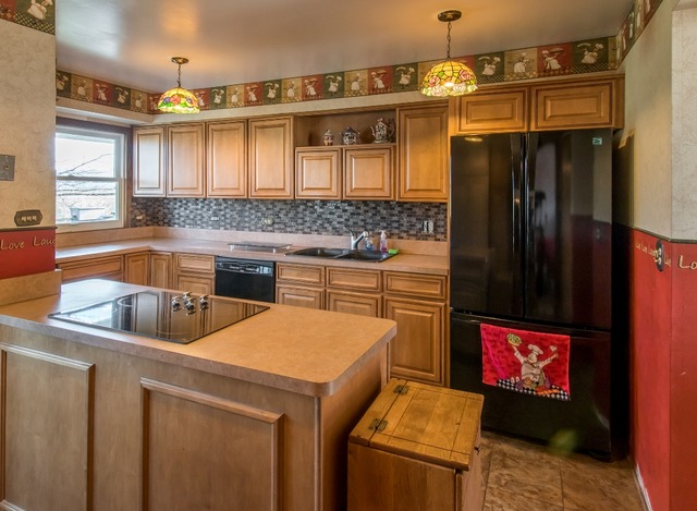 1121 Hermitage Cir, Hoffman Estates, IL 60169 photo 3