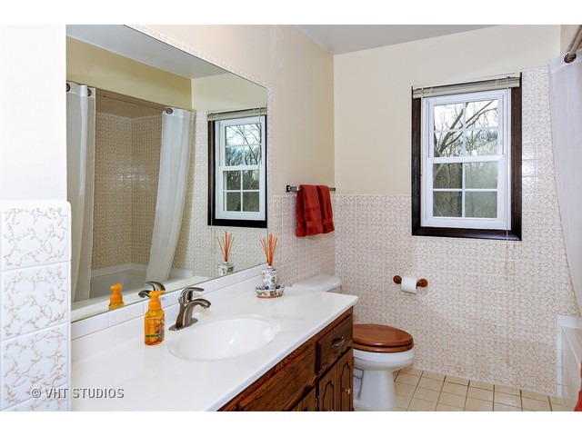 22900 Oakland Dr, Steger, IL 60475 photo 12