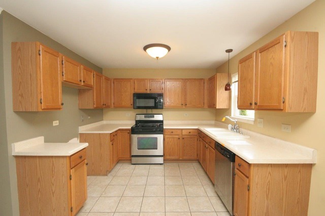 3318 Walnut Ln, Mchenry, IL 60050 photo 5