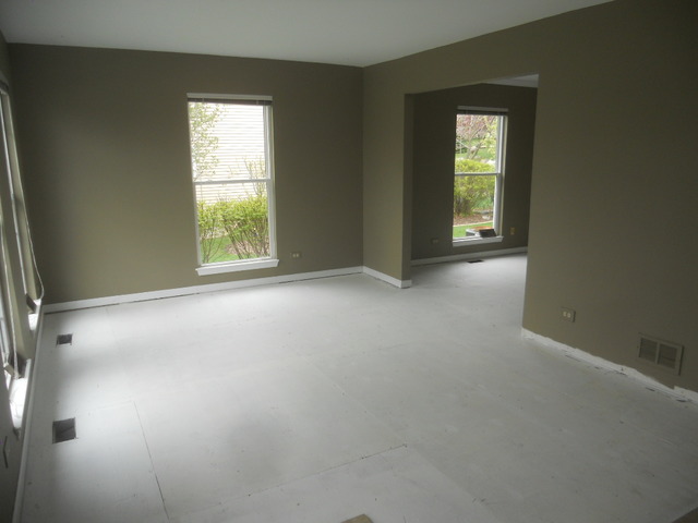 3318 Walnut Ln, Mchenry, IL 60050 photo 2