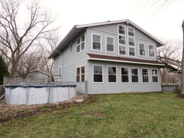 607 Kingston Blvd, Mchenry, IL 60050 photo 1