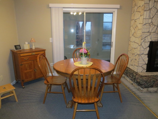 607 Kingston Blvd, Mchenry, IL 60050 photo 11