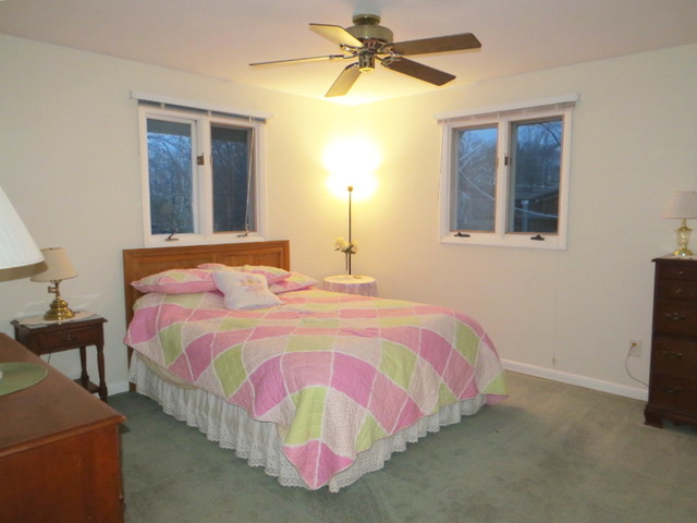 607 Kingston Blvd, Mchenry, IL 60050 photo 15