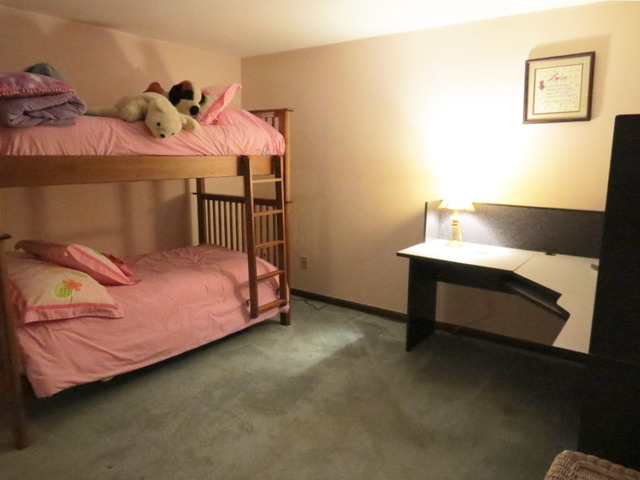 607 Kingston Blvd, Mchenry, IL 60050 photo 23