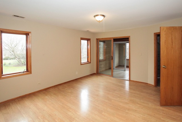525 Russell St, Wheeling, IL 60090 photo 10