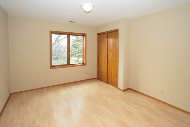 525 Russell St, Wheeling, IL 60090 photo 13