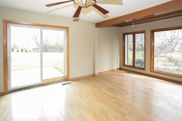 525 Russell St, Wheeling, IL 60090 photo 7