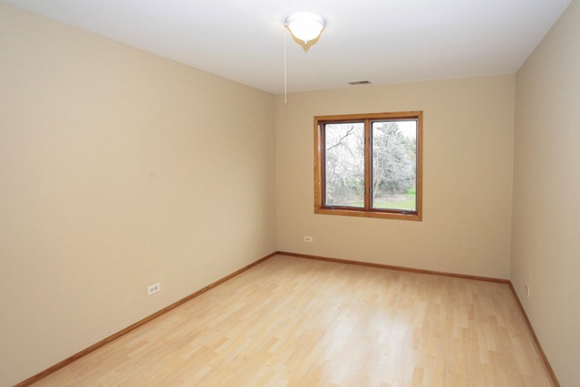 525 Russell St, Wheeling, IL 60090 photo 14